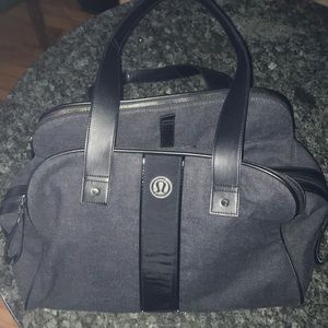 Lululemon bag for gym or travel - great condition